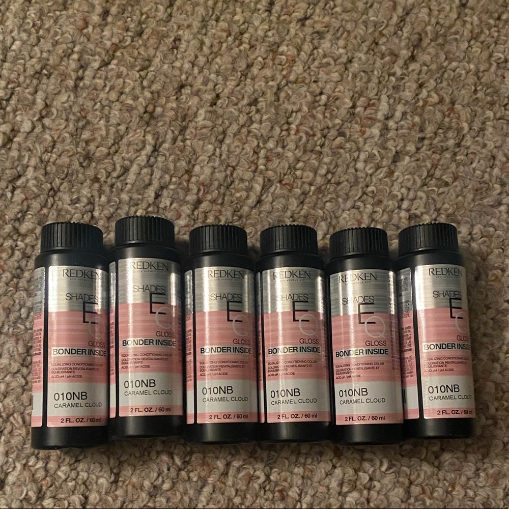 COPY - Redken Shades EQ Gloss 010NB.